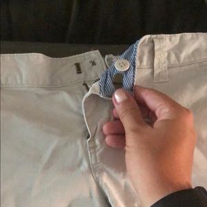 khaki, low-rise short shorts